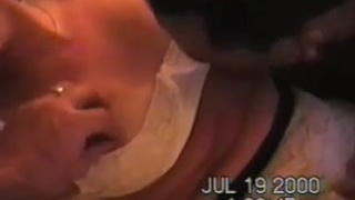 Негр дал отсосать любовнице на глазах у мужа